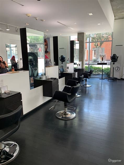 Modern hair salon - Modern Chic Salon & Spa, Holland, Ohio. 1,039 likes · 1 talking about this · 2,360 were here. Modern Chic Salon & Spa houses the industries most passionate. Moroccanoil experts, Davines speciali